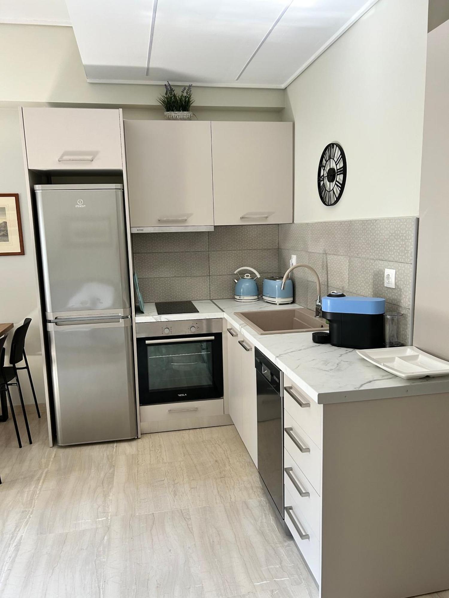 Evrou 21A Metropolitan Suite Athén Kültér fotó